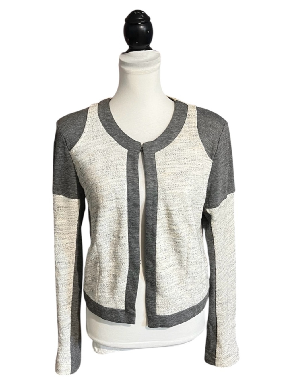 Cabi Shrunken Knit Moto Jacket Size M Medium Women’s Gray Layering Style